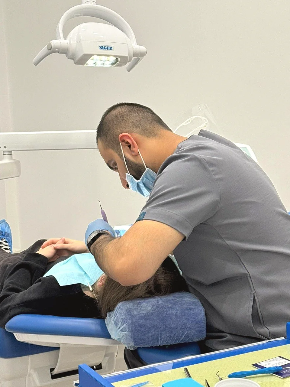 Алиев Рахман Мушфигович за работой